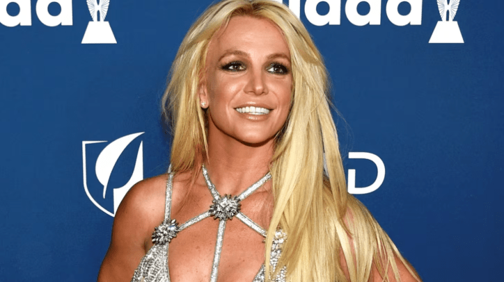 Nueva polémica de Britney Spears: publicaciones con baile, una foto de Brad Pitt y críticas a su&nbsp;familia