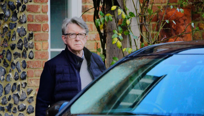 Detuvieron en el Reino Unido al exembajador en EE.UU. Peter&nbsp;Mandelson